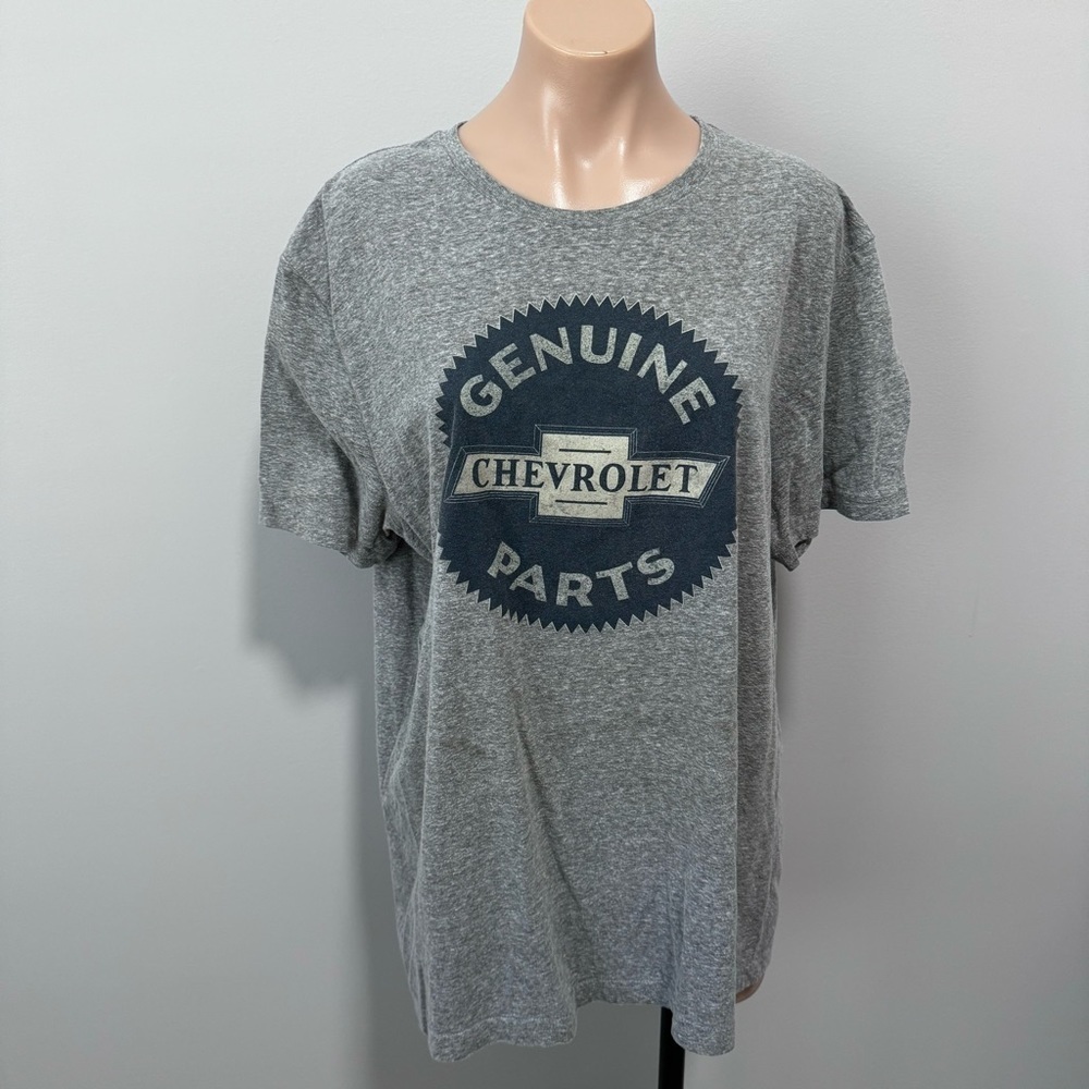 GM Chevrolet Chevy Genuine Parts General Motors Car T-shirt Gray XL